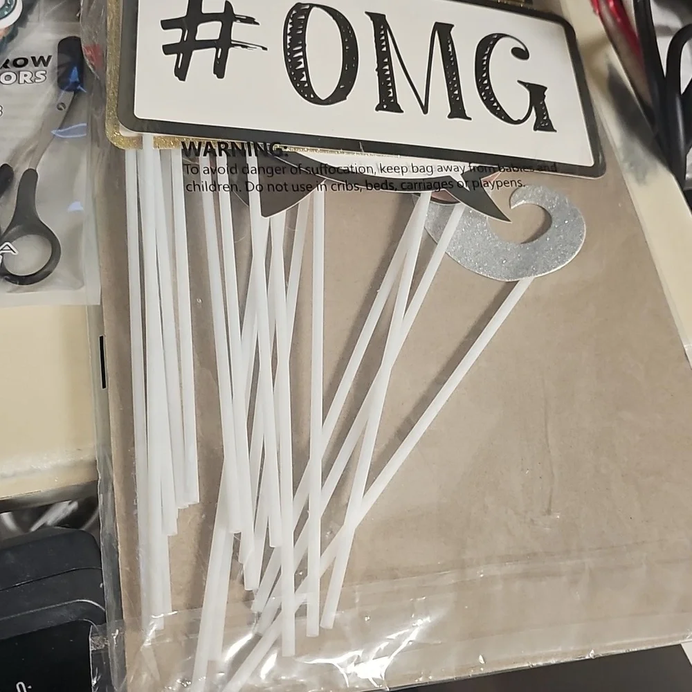 Nwt Photo Booth Props Set - Fun Party Accessories
